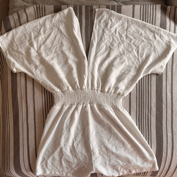 White Flowy Romper | Women’s Small - Picture 3 of 3